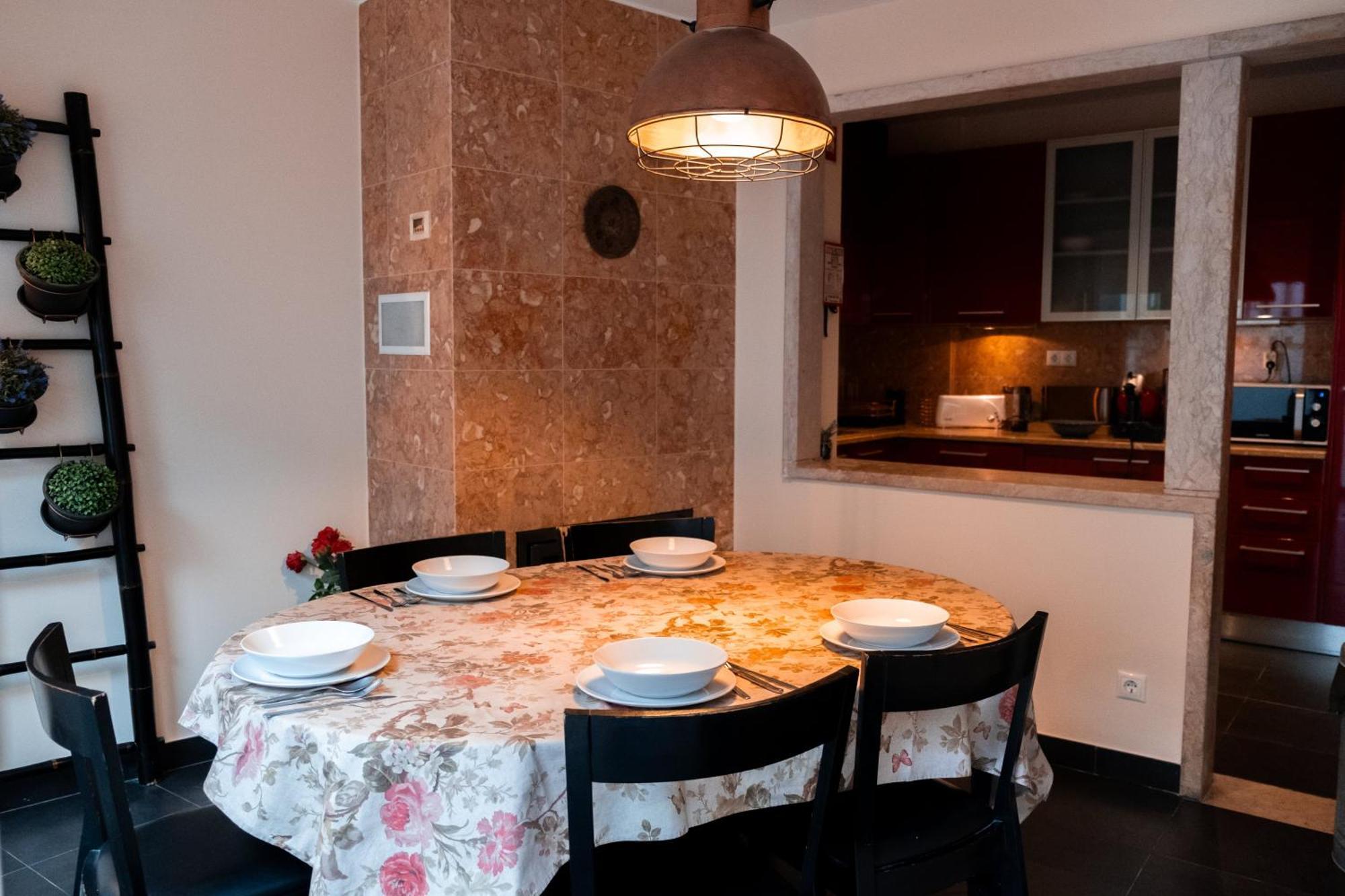 Flh Alcantara Stylish Duplex With Terrace Lissabon Exterior foto